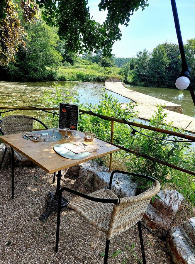 Moulin De Monpoisson Bed & Breakfast Le Puy Exterior photo